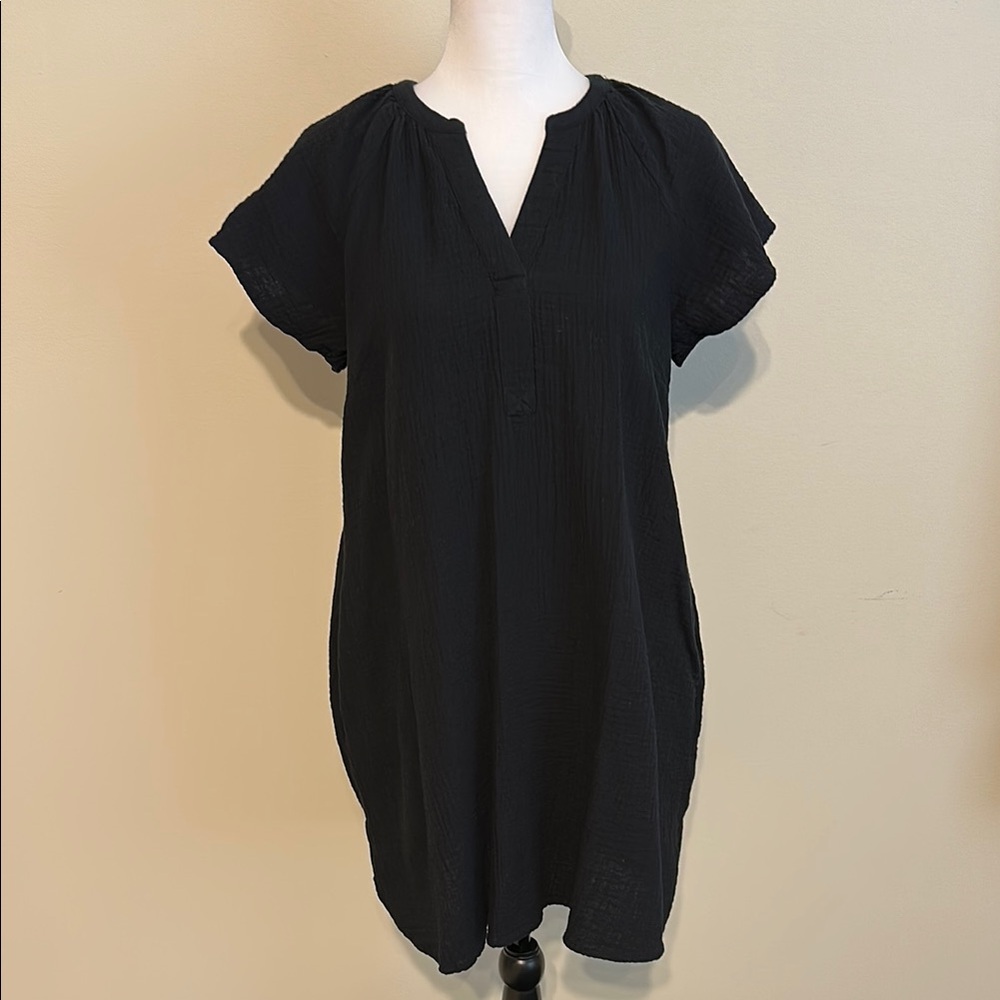 Universal Thread black cotton dress